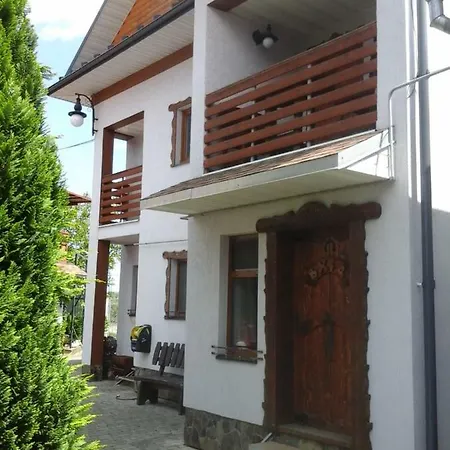 коттедж Leleka Vyzhnynsia Vendégház Rivna